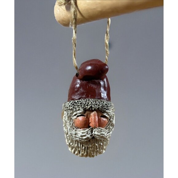 Gail Laura Santa Claus Head Figure Christmas Folk Art  2.75" H Jute Cord Signed - Picture 1 of 5